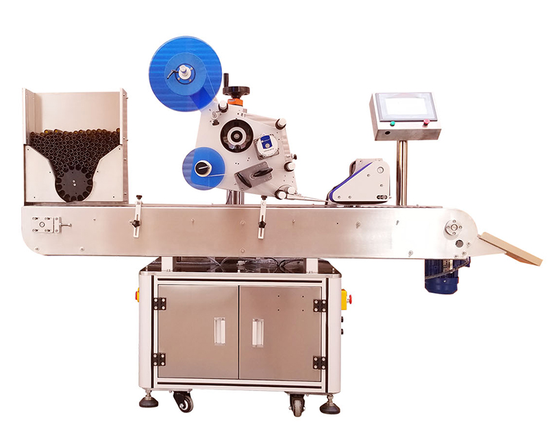 全自動臥式圓瓶貼標機（小圓瓶高速）